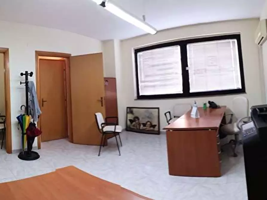 Immagine 1 di Ufficio in vendita  in viale teracati  1 a Siracusa
