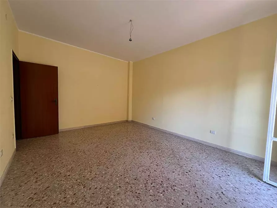 Immagine 5 di Appartamento in vendita  in Via Sofio Ferrero 51 a Siracusa