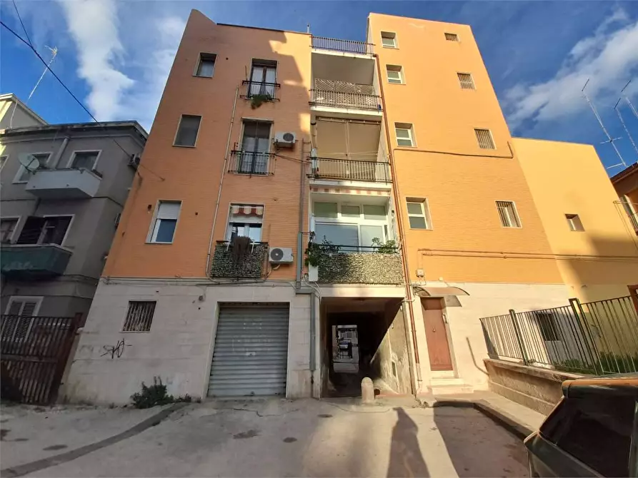 Immagine 17 di Appartamento in vendita  in via eschilo 28 a Siracusa