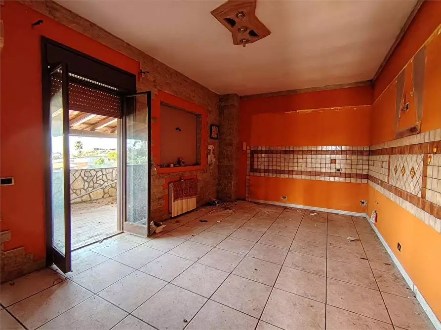 Immagine 35 di Villa in vendita  a Siracusa