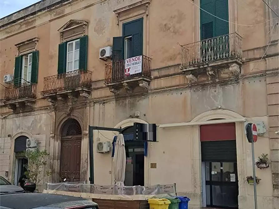 Immagine 13 di Appartamento in vendita  in via nino bixio  1 a Siracusa