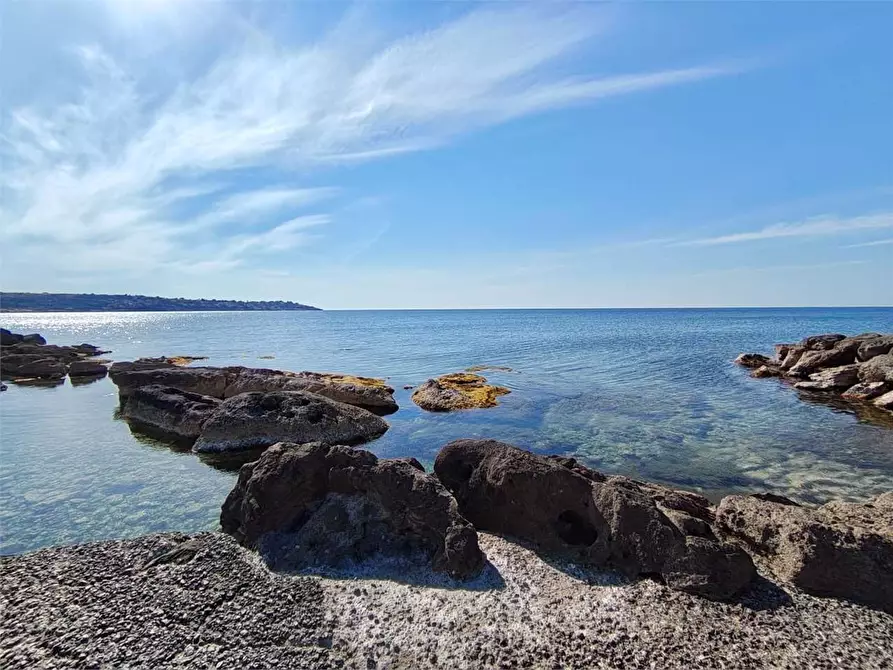 Immagine 40 di Villa in vendita  a Siracusa