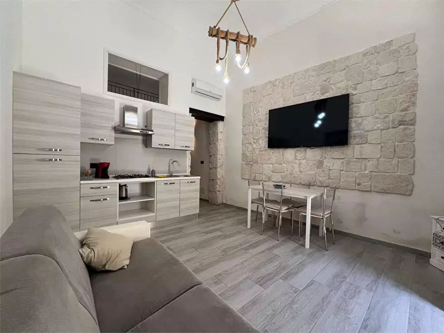 Immagine 8 di Casa indipendente in vendita  a Siracusa