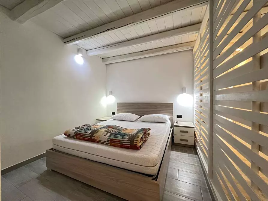 Immagine 19 di Casa indipendente in vendita  a Siracusa