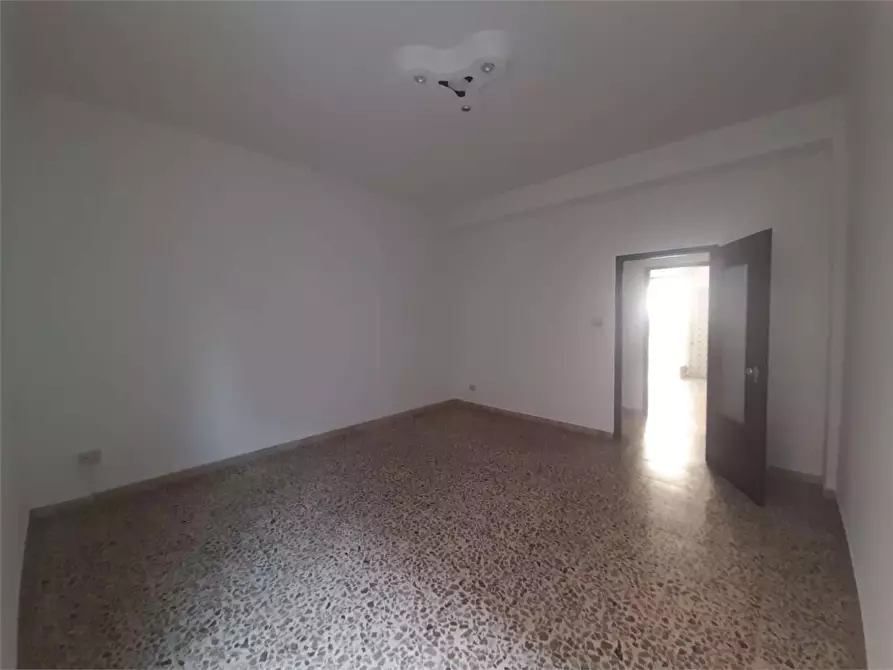 Immagine 13 di Appartamento in vendita  a Siracusa