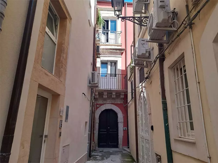 Immagine 1 di Casa indipendente in vendita  a Siracusa