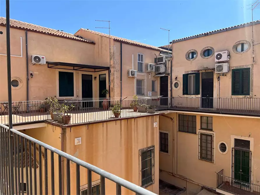 Immagine 5 di Appartamento in vendita  a Siracusa