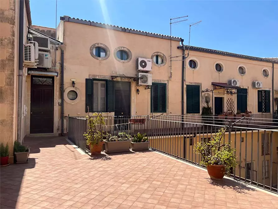 Immagine 7 di Appartamento in vendita  a Siracusa