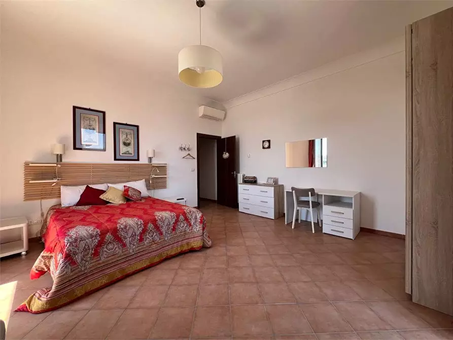 Immagine 21 di Appartamento in vendita  a Siracusa