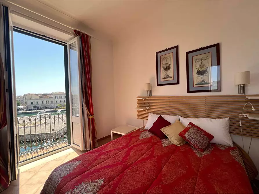 Immagine 26 di Appartamento in vendita  a Siracusa