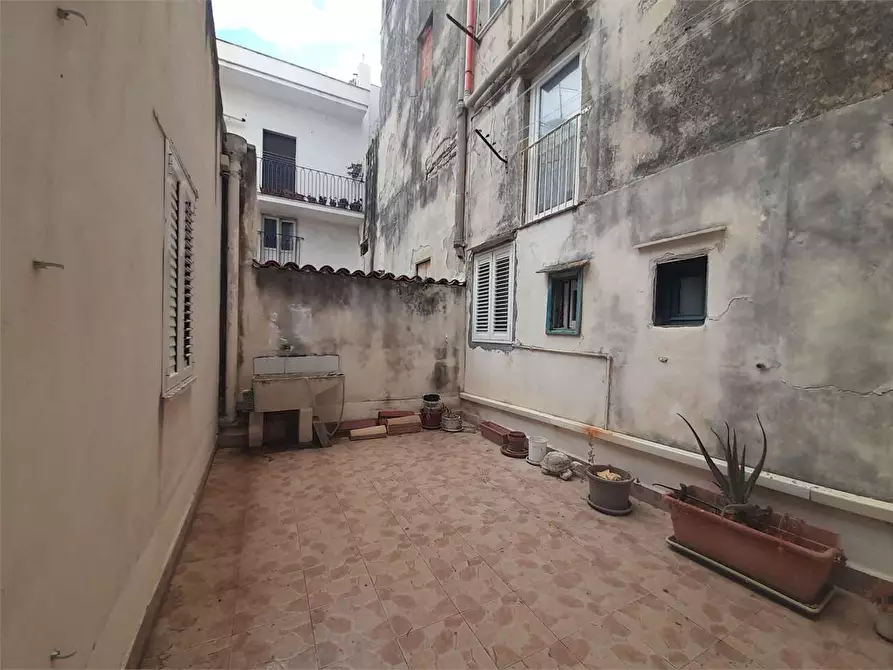 Immagine 2 di Appartamento in vendita  a Siracusa