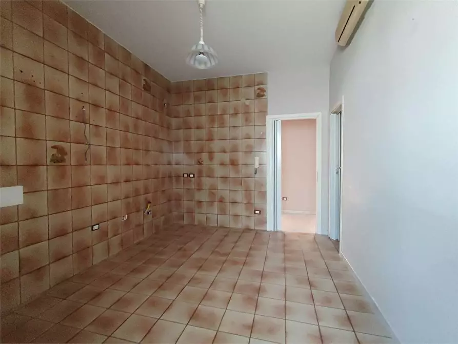 Immagine 24 di Appartamento in affitto  a Siracusa
