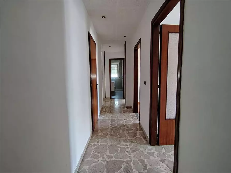 Immagine 5 di Appartamento in affitto  in via carlentini  1 a Siracusa