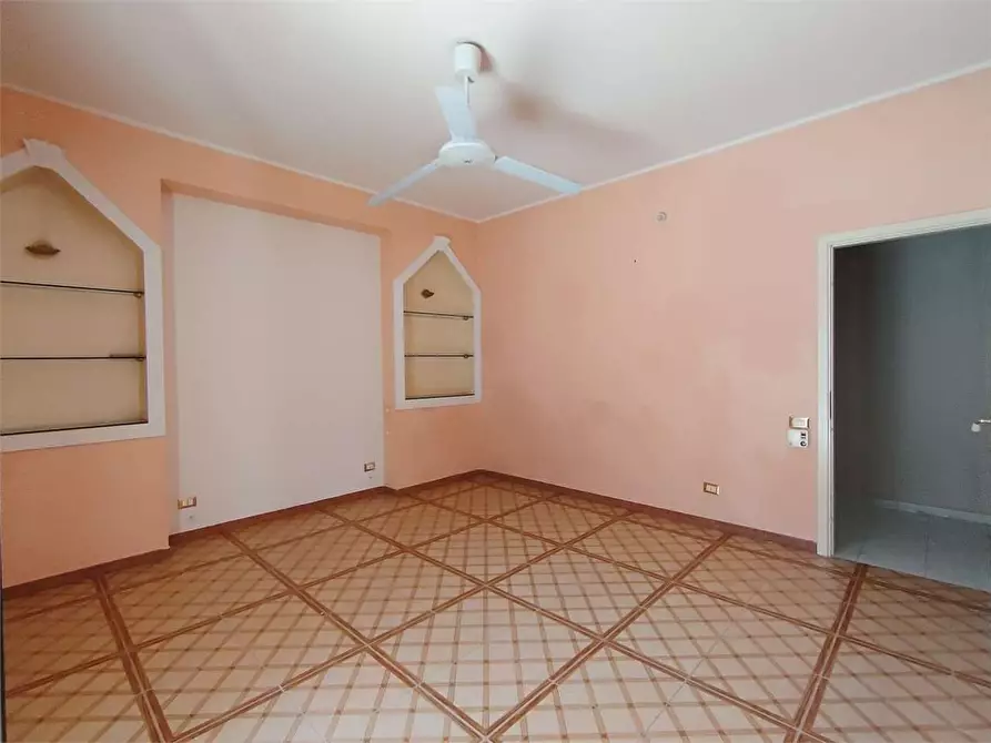 Immagine 11 di Appartamento in affitto  in via arno 1 a Siracusa