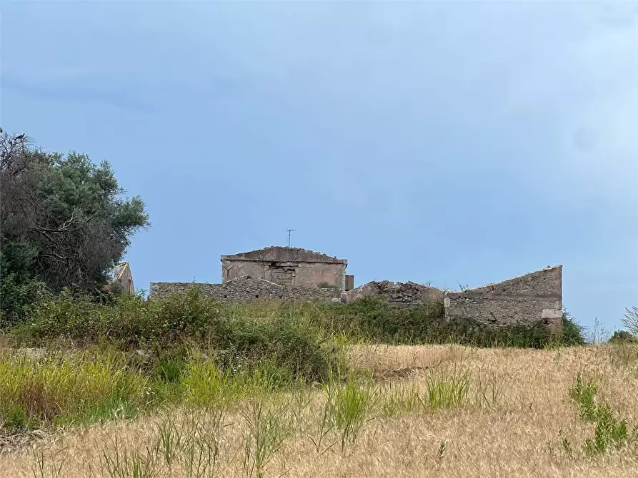 Immagine 9 di Terreno agricolo in vendita  a Siracusa
