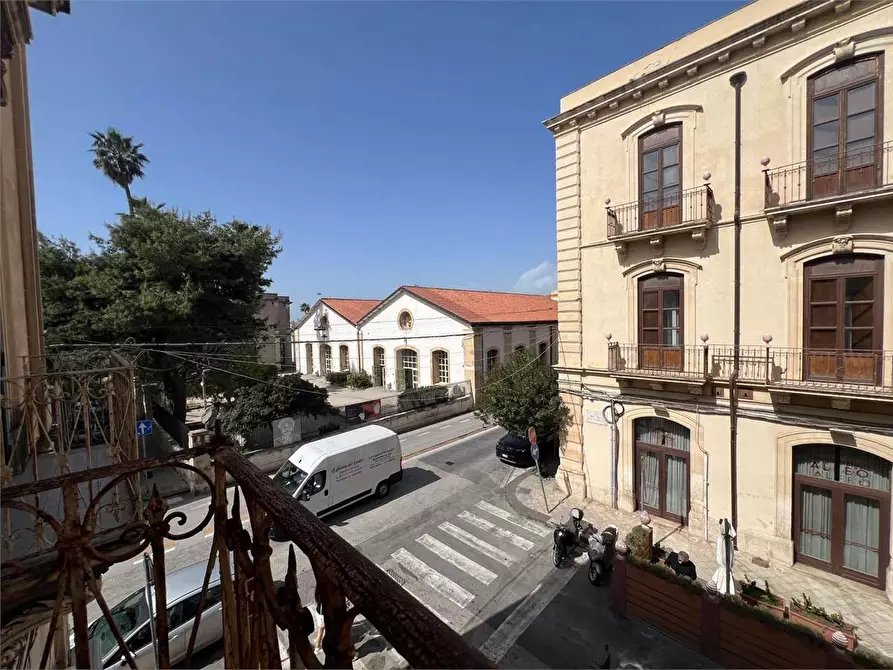 Immagine 4 di Appartamento in vendita  in via nino bixio 6 a Siracusa