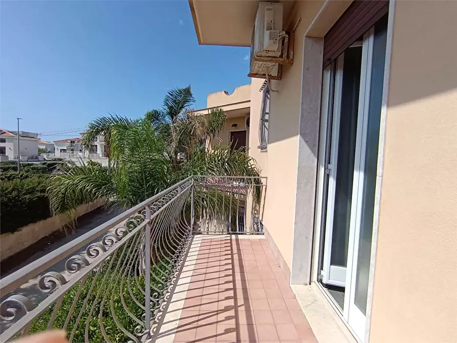 Immagine 39 di Villa in vendita  a Siracusa