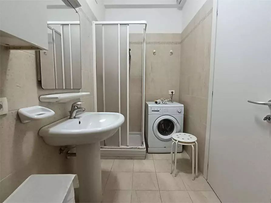 Immagine 13 di Appartamento in affitto  in via modica 1 a Siracusa