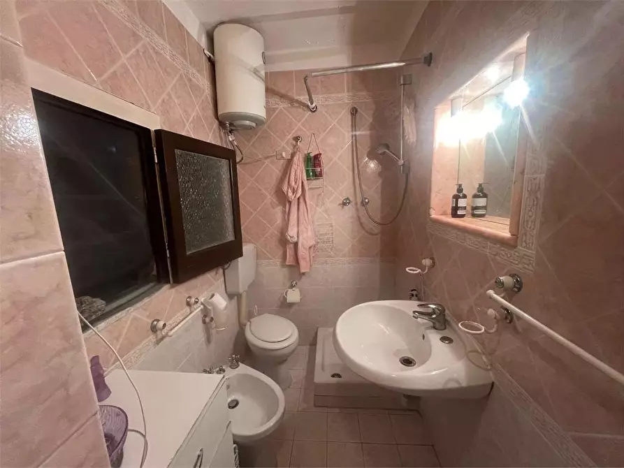 Immagine 4 di Casa indipendente in vendita  in Via Moscuzza 9 a Siracusa