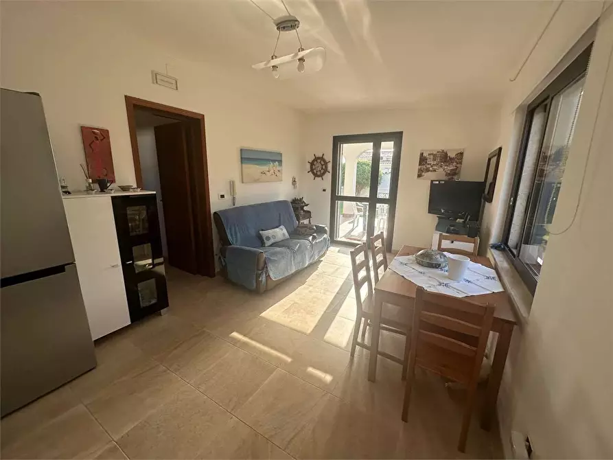 Immagine 1 di Villa in vendita  in Via alicudi 1 a Siracusa
