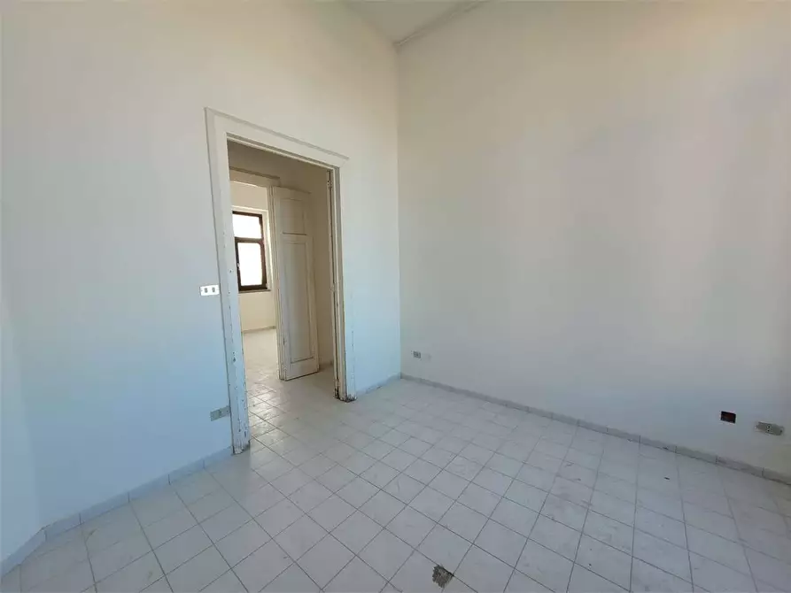 Immagine 7 di Ufficio in affitto  a Siracusa