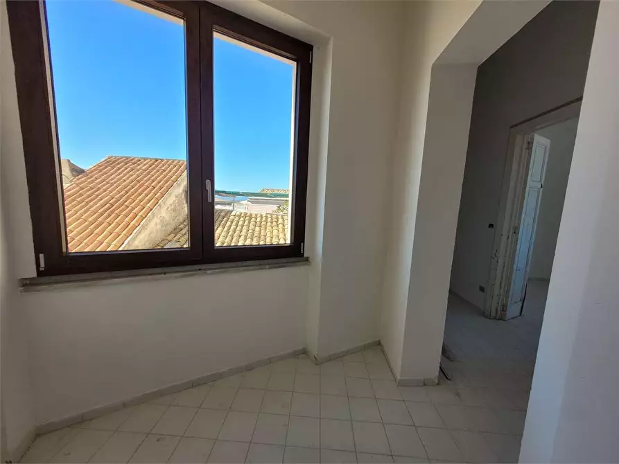 Immagine 39 di Ufficio in affitto  a Siracusa