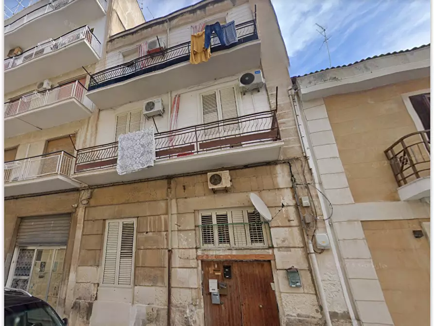 Immagine 1 di Casa indipendente in vendita  in Via Re Ierone II  1 a Siracusa