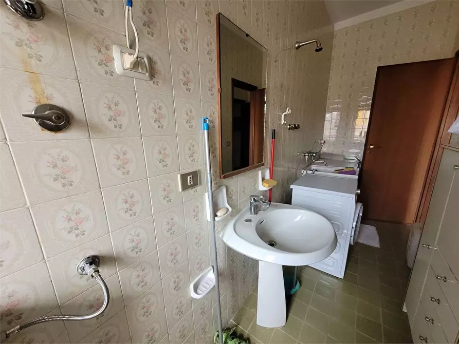 Immagine 12 di Appartamento in vendita  in scala greca 100 a Siracusa