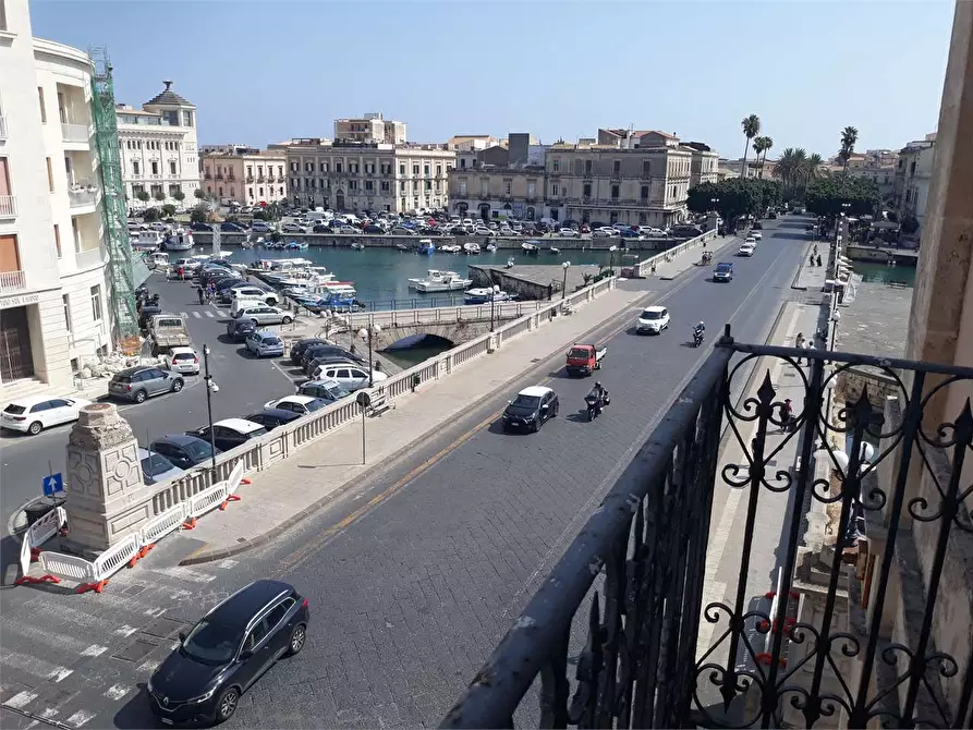 Immagine 1 di Appartamento in vendita  in riva della darsena 1 a Siracusa