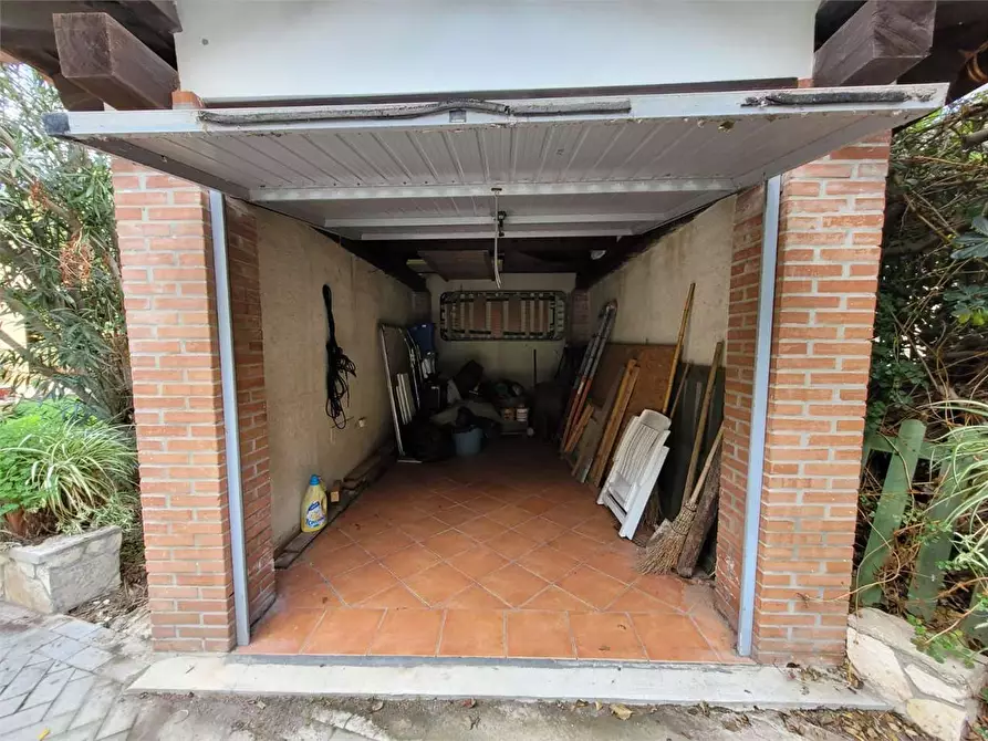 Immagine 41 di Villa in vendita  in viale scala greca 288 a Siracusa