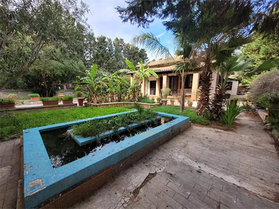 Immagine 43 di Villa in vendita  in viale scala greca 288 a Siracusa