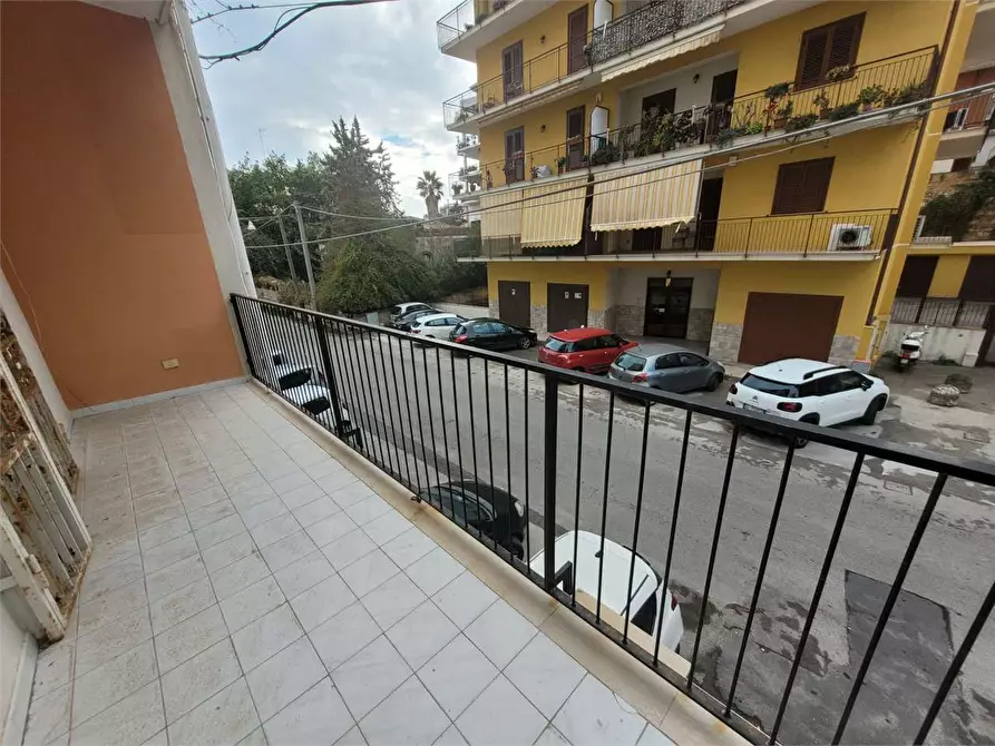 Immagine 1 di Appartamento in vendita  in viale tunisi 29 a Siracusa