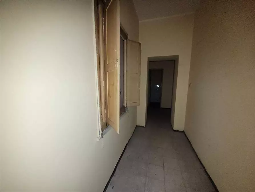 Immagine 22 di Negozio in vendita  a Siracusa