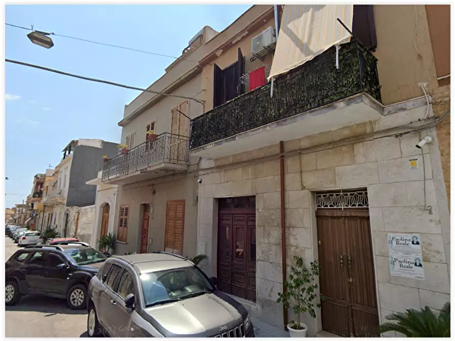 Immagine 1 di Casa indipendente in vendita  in Via Foscolo 1 a Avola