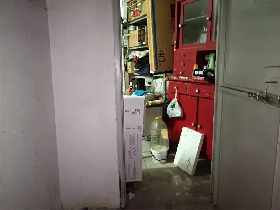 Immagine 10 di Garage in vendita  in viale teracati 156 a Siracusa