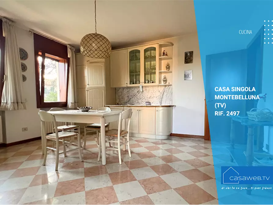 Immagine 3 di Villa in vendita  in Via Ospedale a Montebelluna