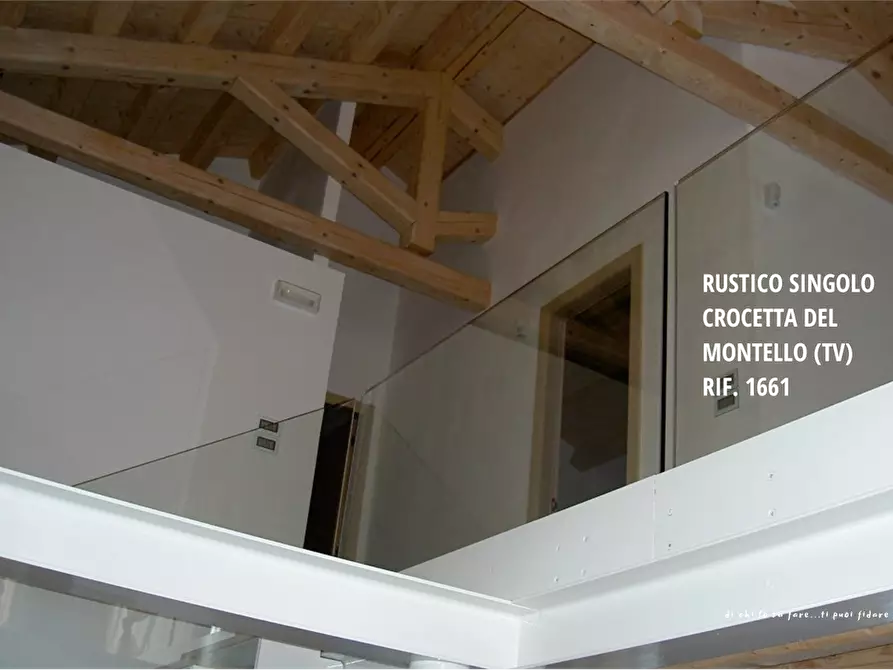 Immagine 5 di Rustico / casale in vendita  in Via San Martino a Crocetta Del Montello