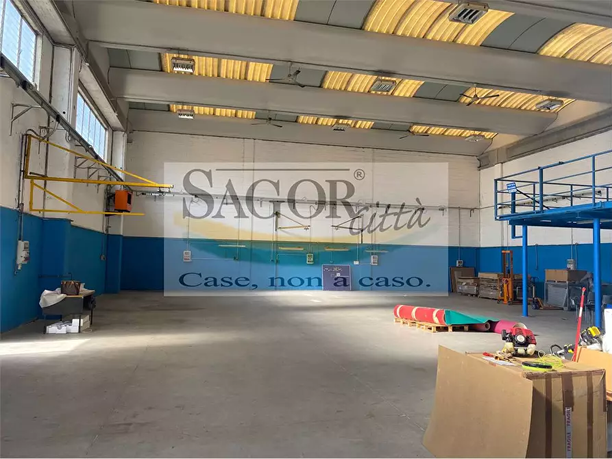 Immagine 10 di Capannone industriale in affitto  in Via Gibuti 51 a Pinerolo
