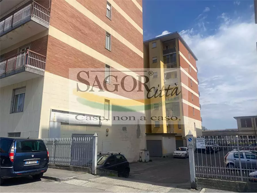 Immagine 2 di Laboratorio in affitto  in Via al Colletto 1 a Pinerolo