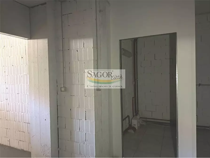 Immagine 13 di Ufficio in affitto  in Via Bignone 71 a Pinerolo