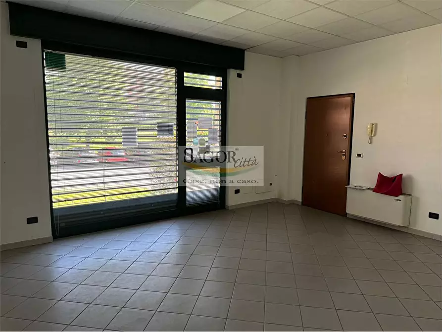 Immagine 2 di Ufficio in affitto  in Via Bignone 71 a Pinerolo