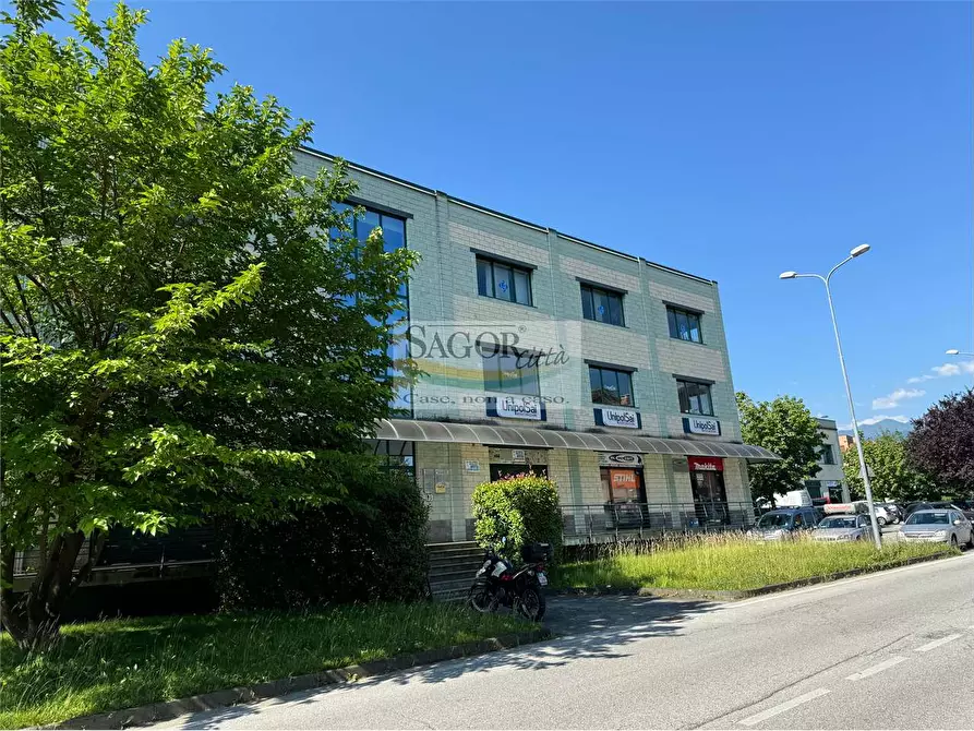 Immagine 16 di Ufficio in affitto  in Via Bignone 71 a Pinerolo