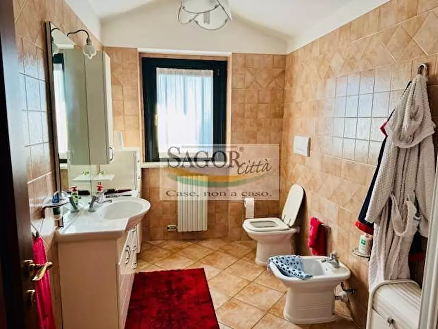 Immagine 10 di Villa in vendita  in Via Gingo 37 a Airasca