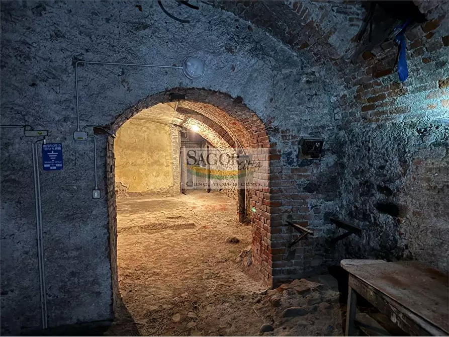 Immagine 16 di Negozio in vendita  in Via Duca degli Abruzzi 9 a Pinerolo