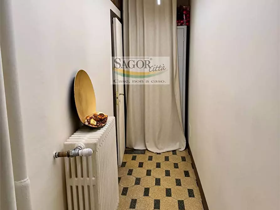 Immagine 3 di Negozio in affitto  a Pinerolo