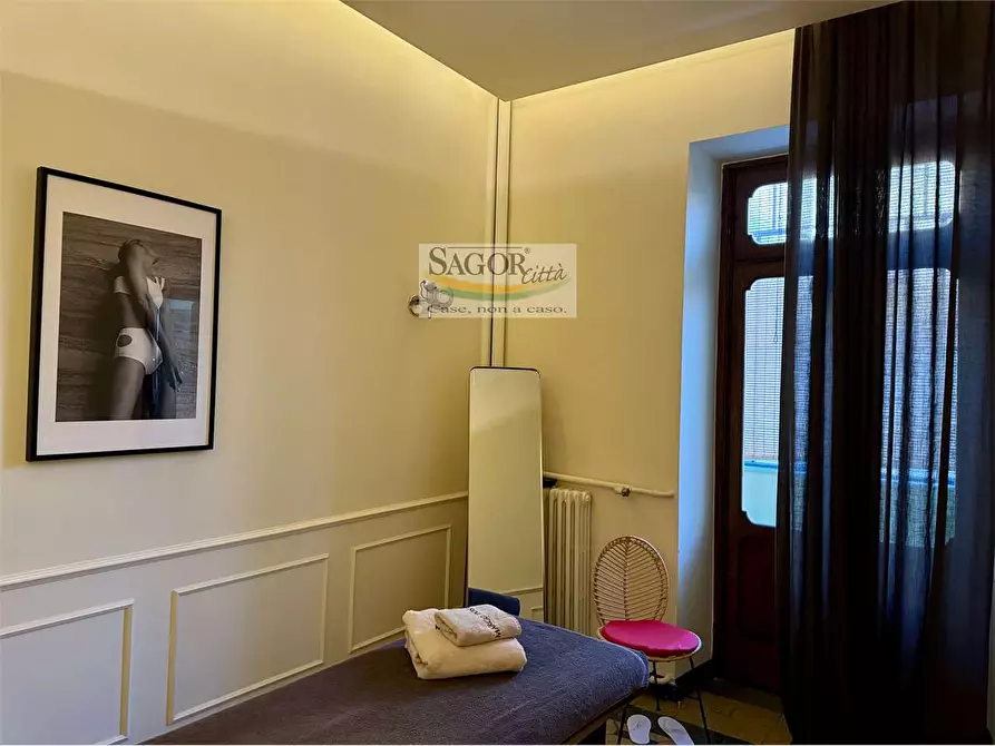 Immagine 7 di Negozio in affitto  a Pinerolo