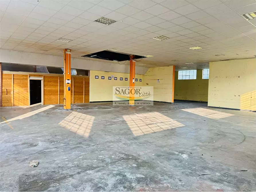 Immagine 8 di Capannone industriale in affitto  in VIA VALPELLICE  100 a San Secondo Di Pinerolo