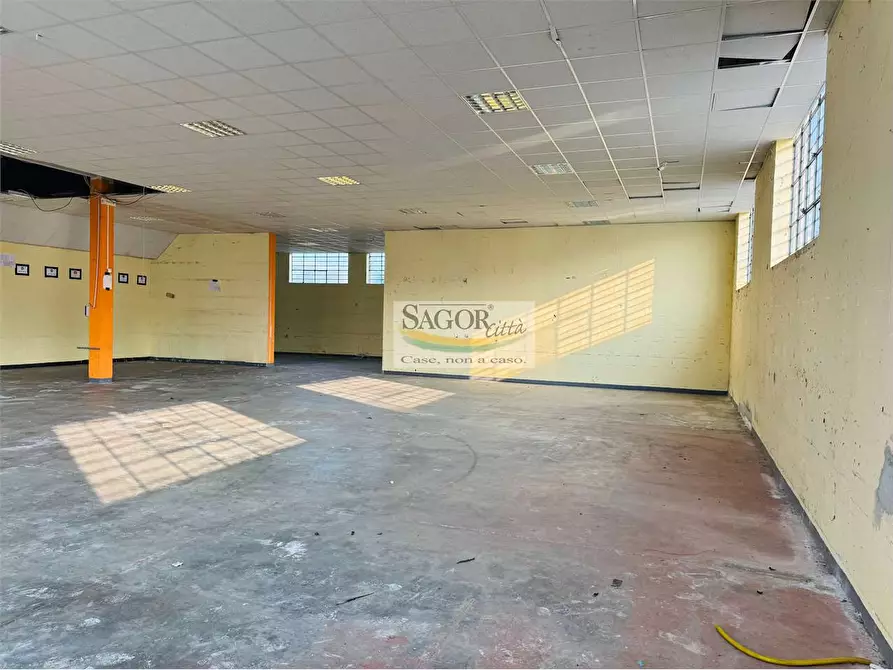 Immagine 9 di Capannone industriale in affitto  in VIA VALPELLICE  100 a San Secondo Di Pinerolo