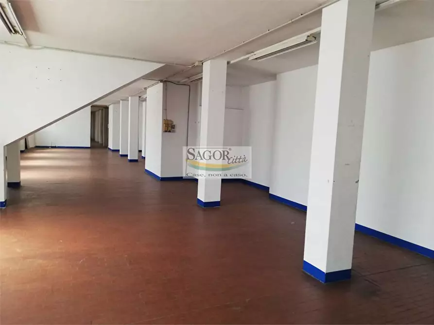 Immagine 5 di Laboratorio in affitto  in Via al Colletto 1 a Pinerolo