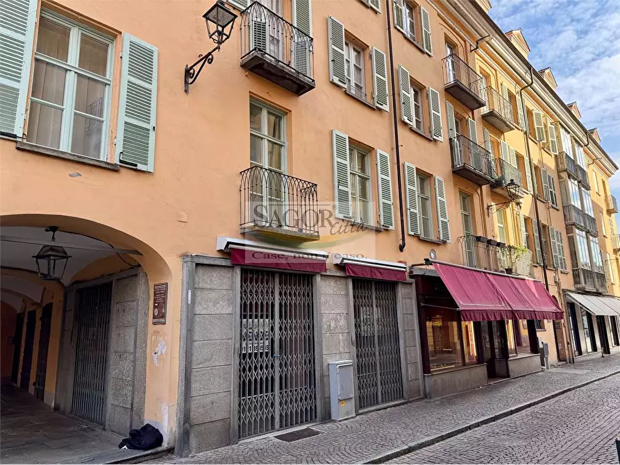 Immagine 8 di Negozio in vendita  in Via Duca degli Abruzzi 9 a Pinerolo